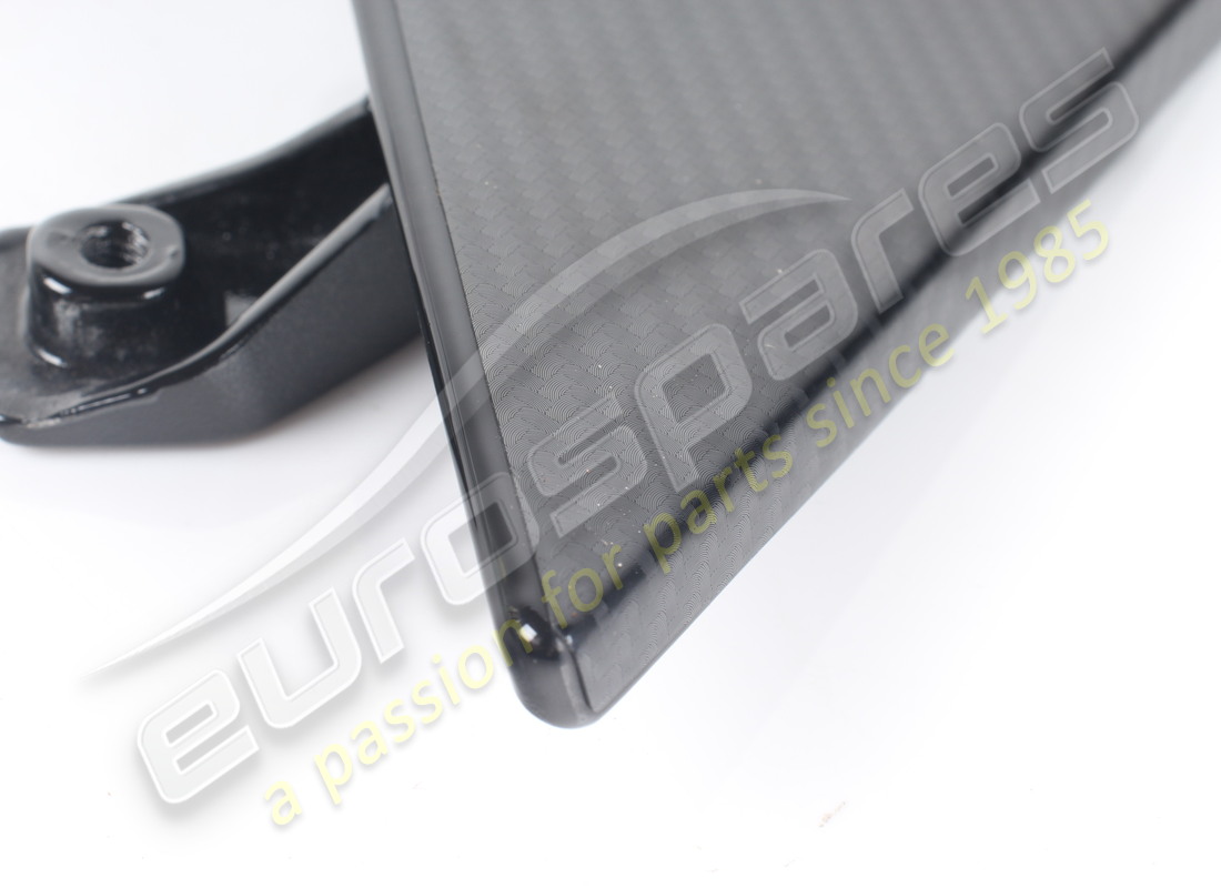 USED FERRARI RH DOOR CORNER TRIANGLE. PART NUMBER 81486300 (5) used ferrari rh door corner triangle. part number 81486300 (5)