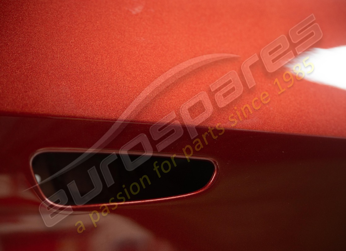 USED FERRARI PORTA LASTRATA ANT. DX. SEMI. PART NUMBER 985816769 (2) used ferrari porta lastrata ant. dx. semi. part number 985816769 (2)