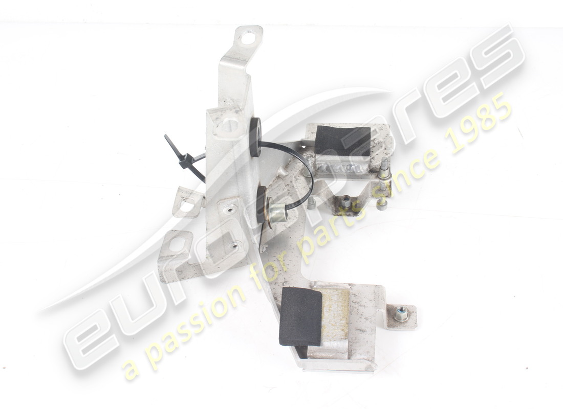 used ferrari pump mounting bracket. part number 314656 (3)