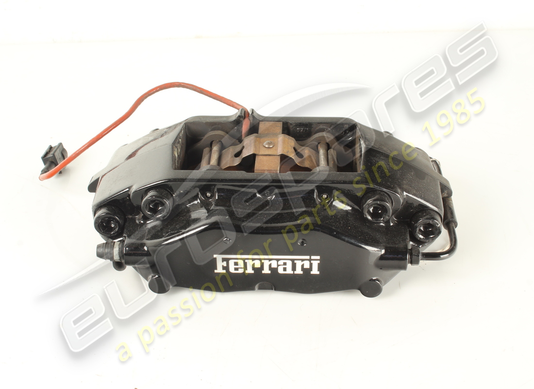 used ferrari rh rear brake caliper. part number 165861 (1)