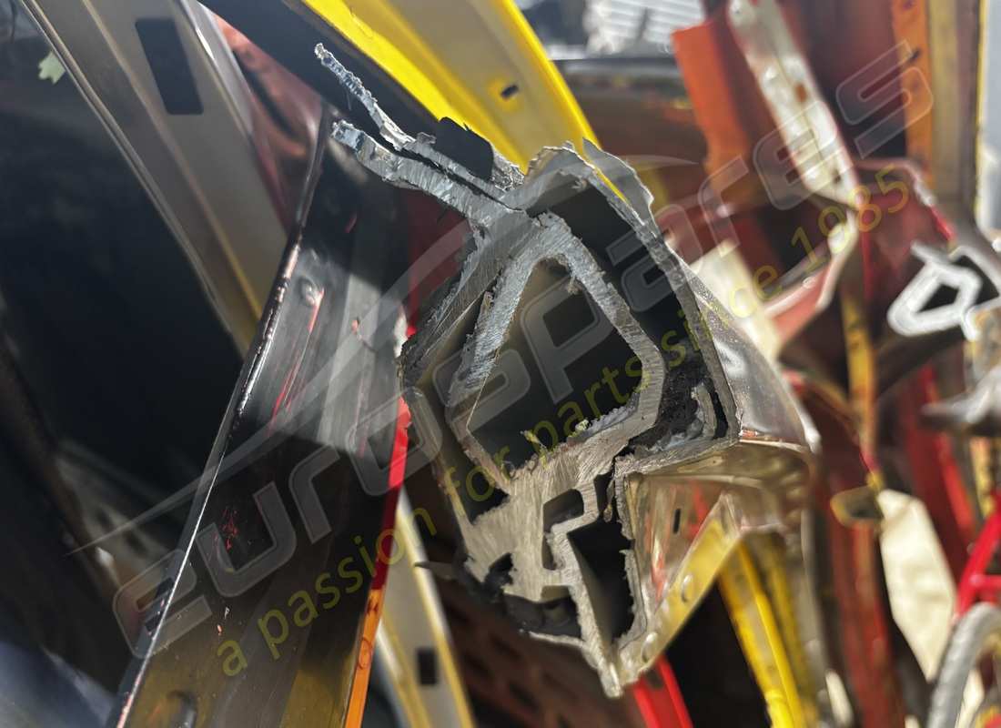 USED FERRARI COMPLETE OUTER ROOF SKIN. PART NUMBER 88150411 (6) used ferrari complete outer roof skin. part number 88150411 (6)