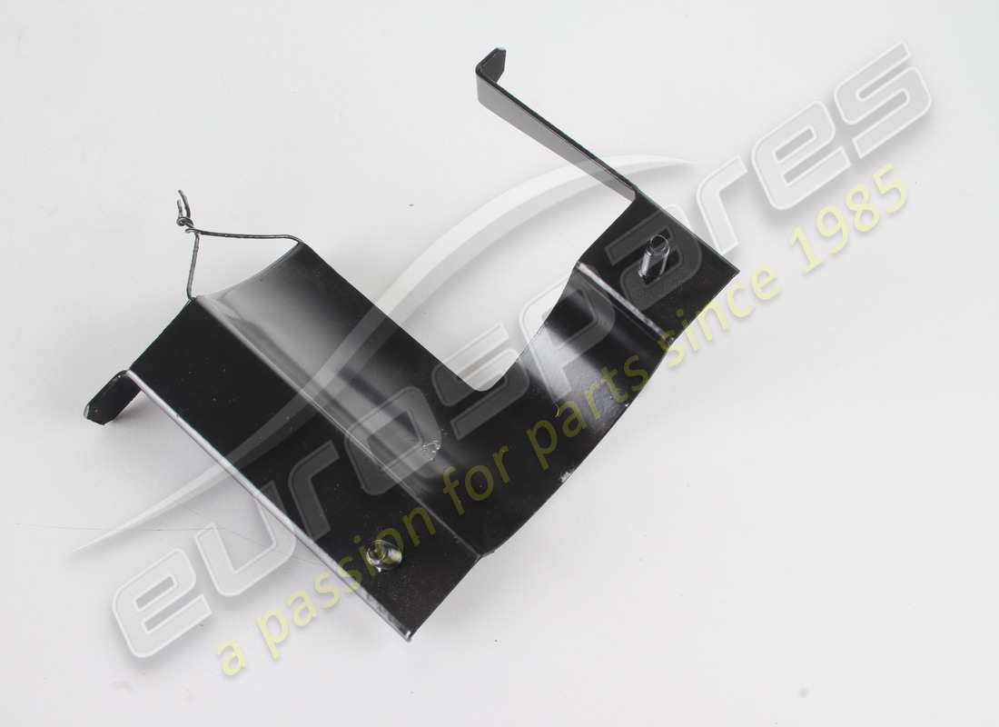 NEW FERRARI BRACKET. PART NUMBER 62165600 (2) new ferrari bracket. part number 62165600 (2)