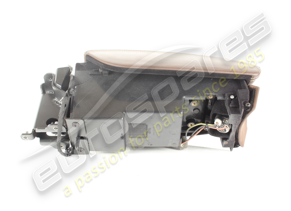 USED EUROSPARES COMPLETE FRONT COMPARTMENT WITH LID. PART NUMBER EAP1564120 (5) used eurospares complete front compartment with lid. part number eap1564120 (5)