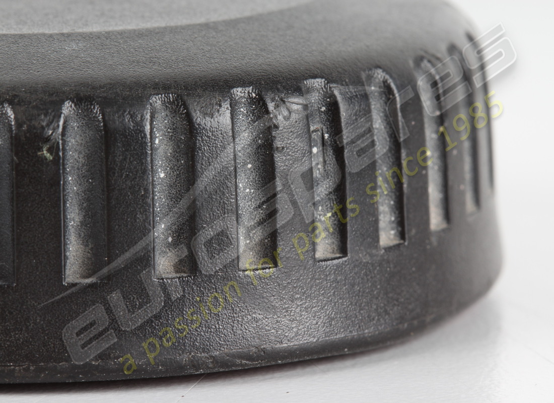 USED FERRARI FUEL FILLER CAP. PART NUMBER 113401 (4) used ferrari fuel filler cap. part number 113401 (4)