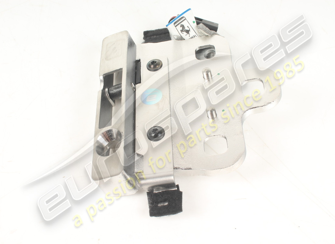 USED FERRARI NEW STRIKER RH COMPLETE. PART NUMBER 749652 (4) used ferrari new striker rh complete. part number 749652 (4)