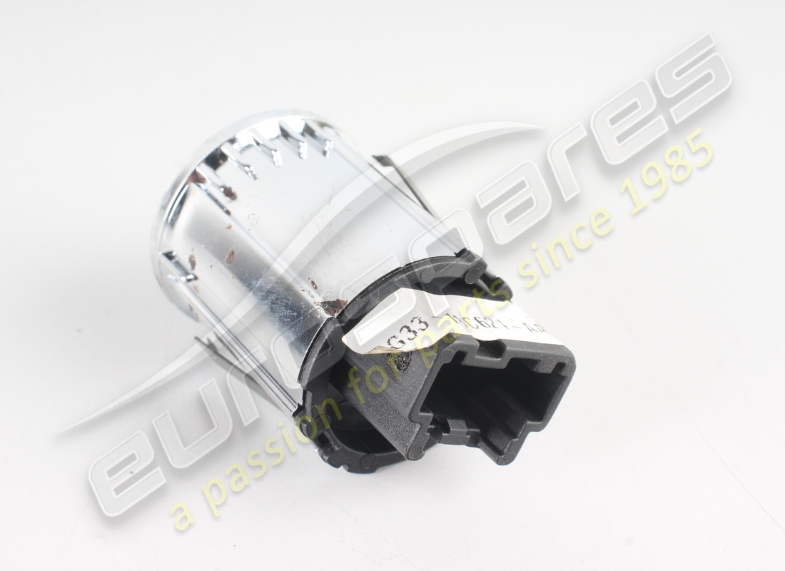 USED ASTON MARTIN SWITCH, HEATED REAR SCREEN. PART NUMBER 6G3318C621AA (2) used aston martin switch, heated rear screen. part number 6g3318c621aa (2)