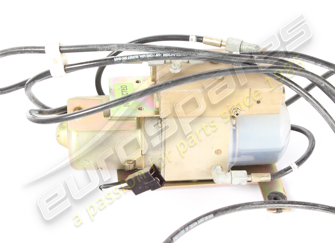 USED FERRARI ROOF HYDRAULIC ASSEMBLY SPIDER. PART NUMBER 64418200 (3) used ferrari roof hydraulic assembly spider. part number 64418200 (3)