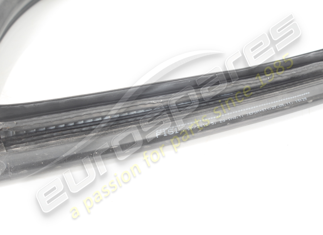 used ferrari lh door perimeter seal and stuffer. part number 84593400 (3)