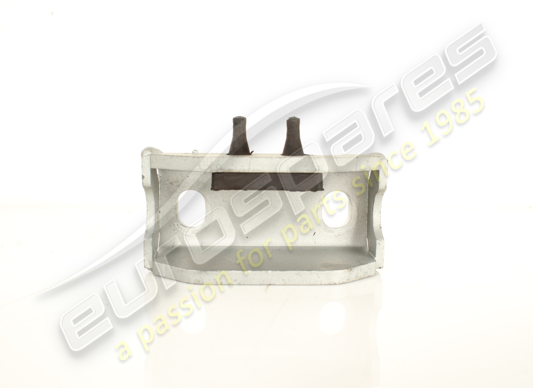 used ferrari retainer bracket. part number 269246 (3)