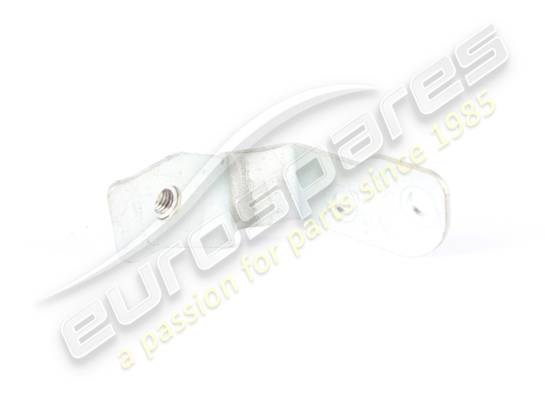 USED MASERATI BRACKET FAST. FRONT RH DOOR. PART NUMBER 670005885 (2) used maserati bracket fast. front rh door. part number 670005885 (2)