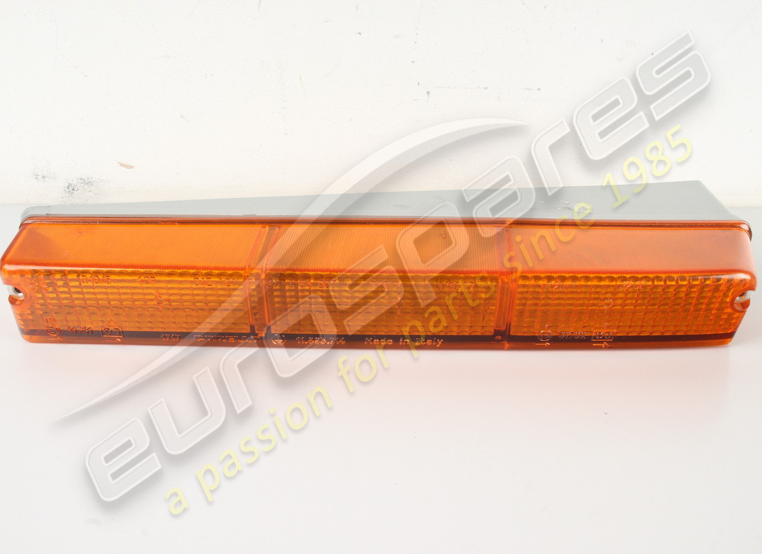 NEW FERRARI LH FRONT LENS COMPLETE (ORANGE/ORANGE). PART NUMBER 61942800 (1) new ferrari lh front lens complete (orange/orange). part number 61942800 (1)