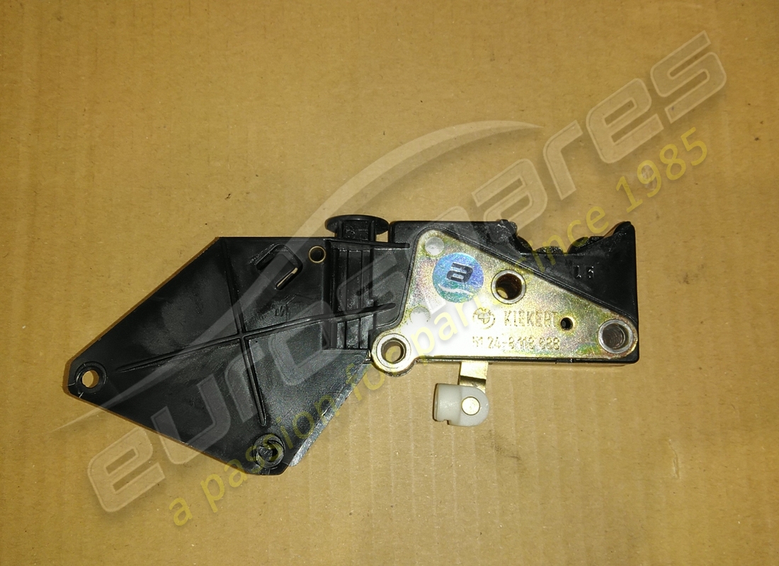 USED FERRARI BOOT LID LOCK. PART NUMBER 63891100 (1) used ferrari boot lid lock. part number 63891100 (1)
