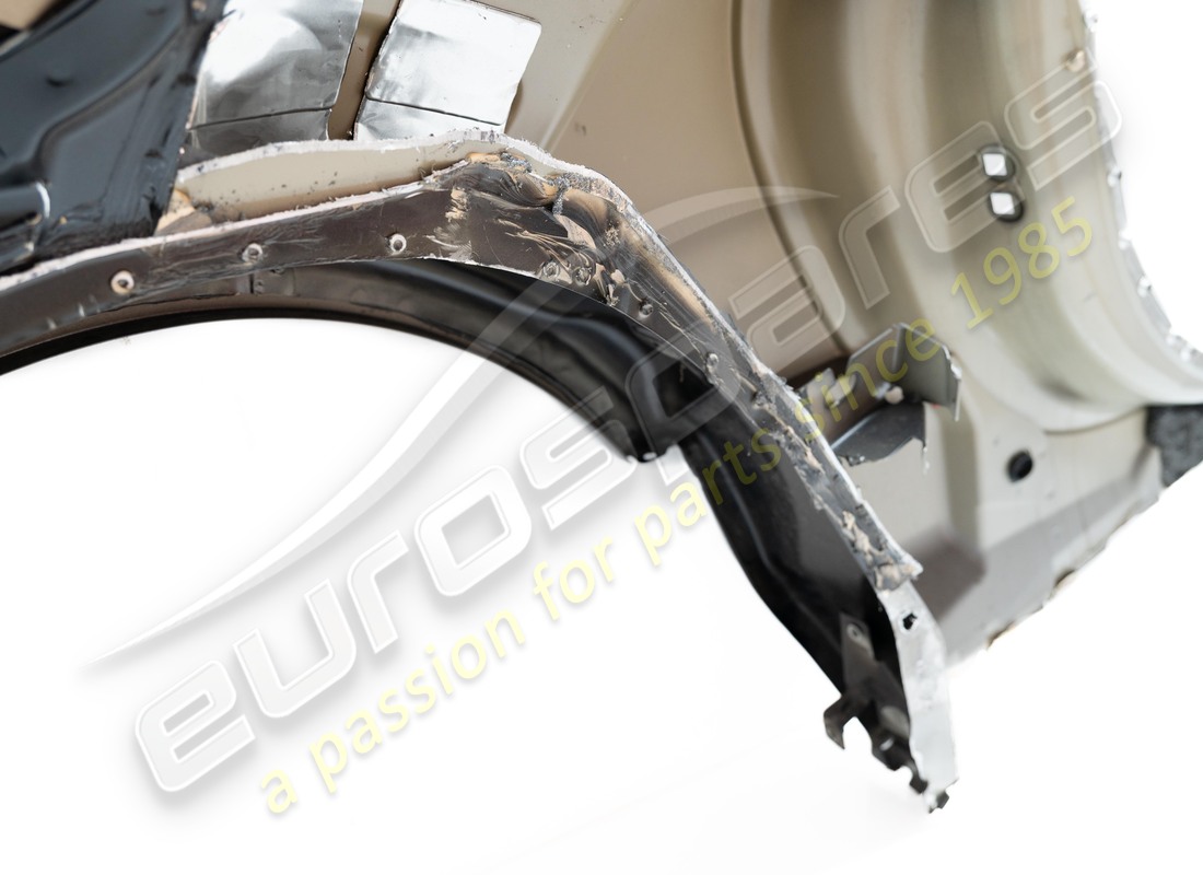 USED FERRARI LH LATERAL PANEL. PART NUMBER 85350811 (7) used ferrari lh lateral panel. part number 85350811 (7)