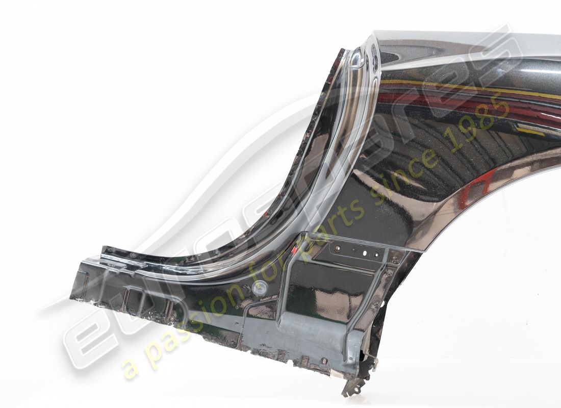 USED FERRARI LH LATERAL PANEL. PART NUMBER 85350811 (2) used ferrari lh lateral panel. part number 85350811 (2)