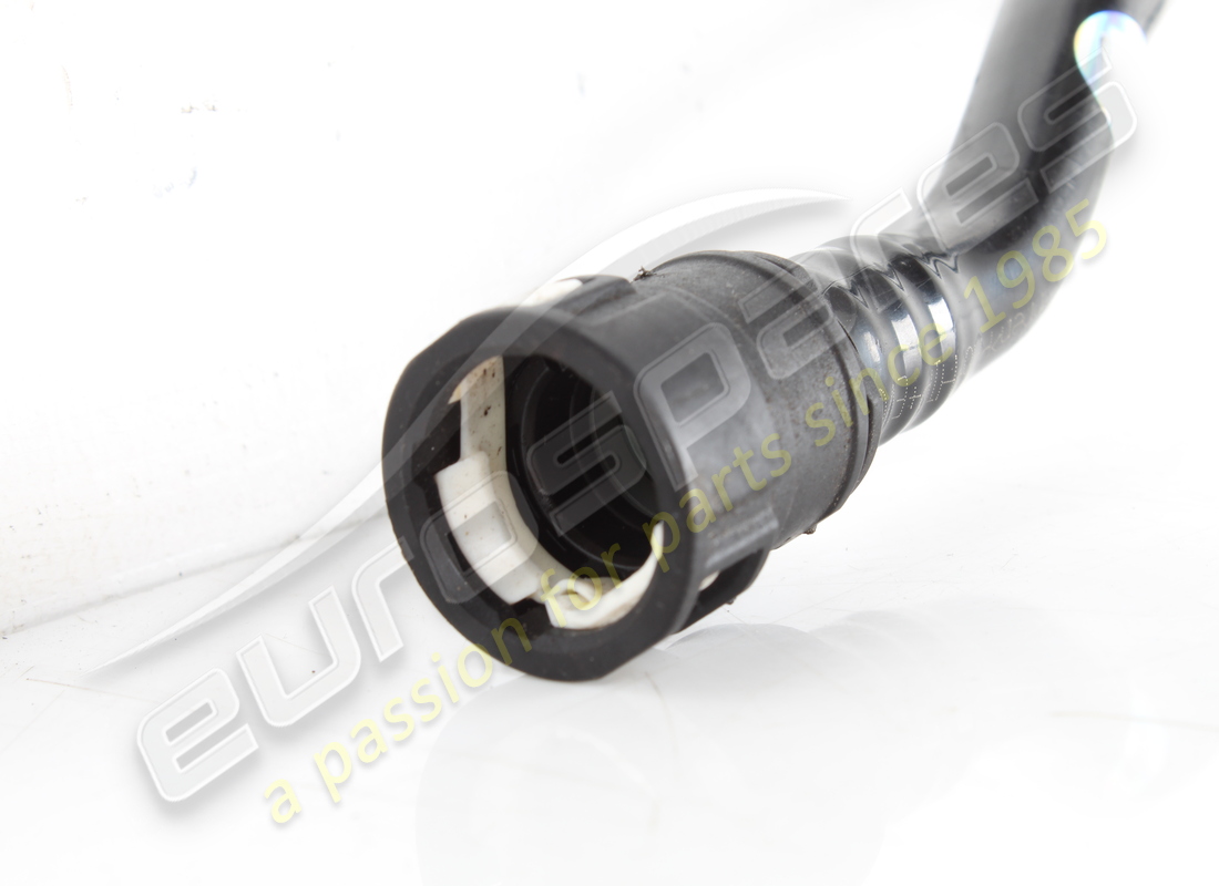 USED FERRARI TANK PIPE. PART NUMBER 311152 (4) used ferrari tank pipe. part number 311152 (4)