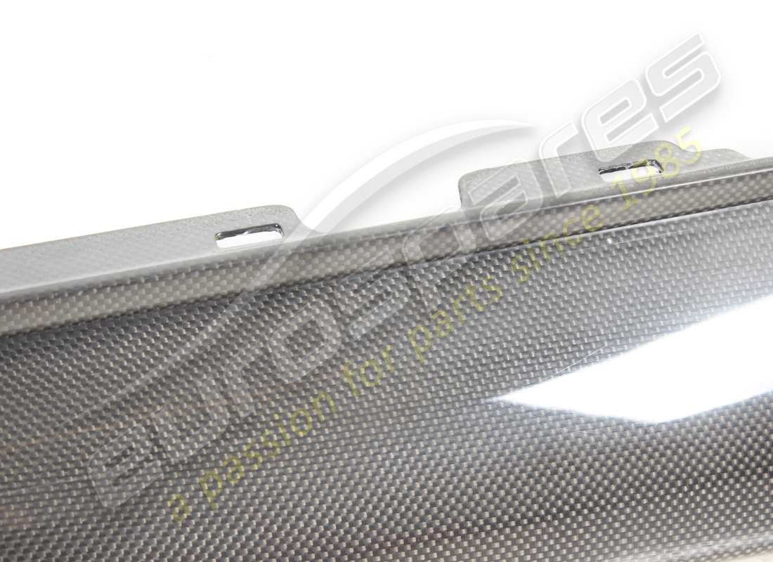 RECONDITIONED FERRARI RH SIDESKIRT CARBON. PART NUMBER 777167 (3) reconditioned ferrari rh sideskirt carbon. part number 777167 (3)