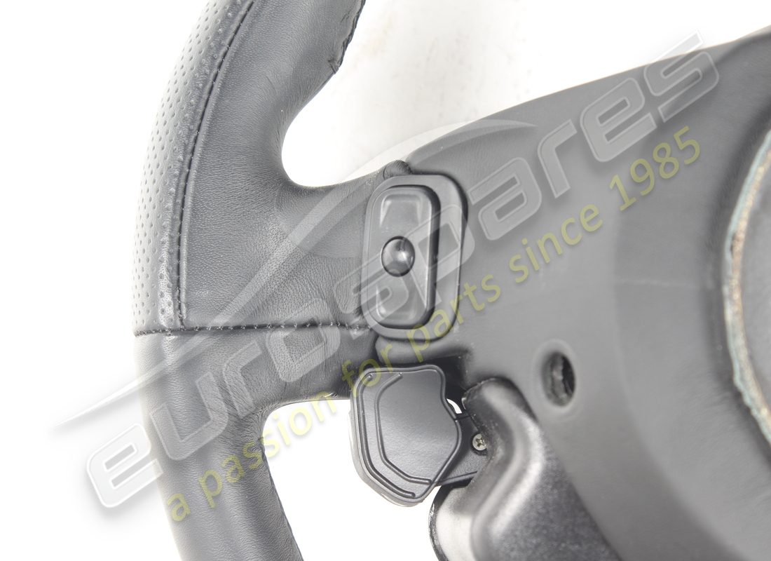 used ferrari steering wheel. part number 88410400 (9)