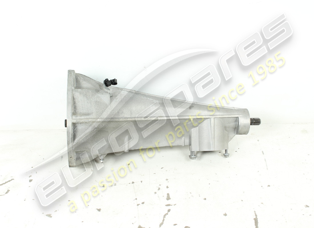 USED FERRARI COMPLETE TRANSMISSION HOUSING. PART NUMBER 866551 (4) used ferrari complete transmission housing. part number 866551 (4)