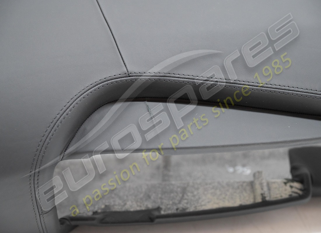 damaged ferrari centre console unit structur. part number 83577712 (4)