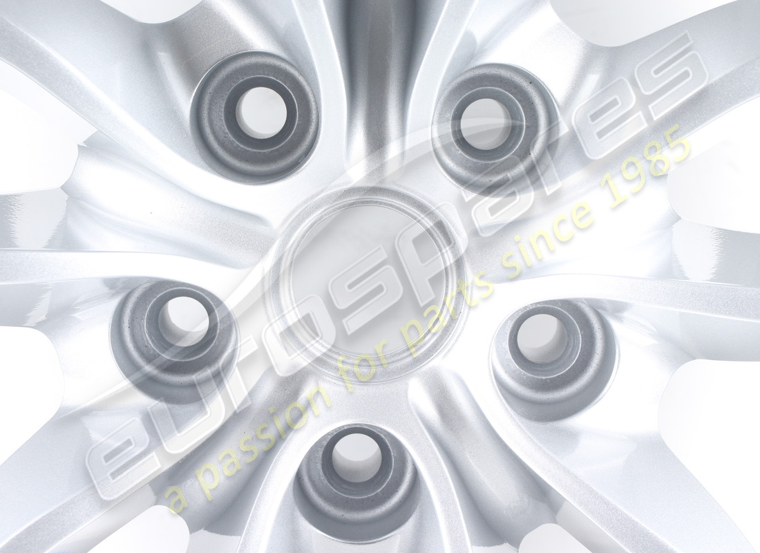 RECONDITIONED FERRARI REAR RIM. PART NUMBER 280506 (2) reconditioned ferrari rear rim. part number 280506 (2)