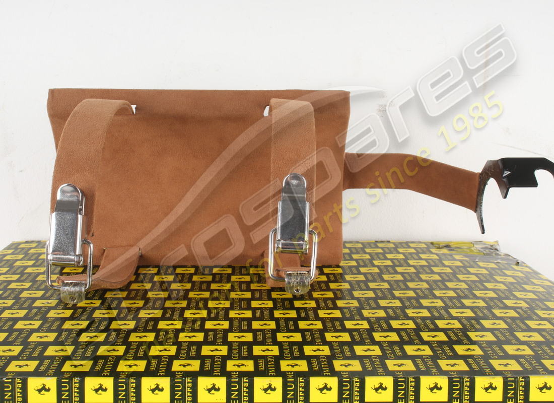 new ferrari bracket. part number 86686429 (4)