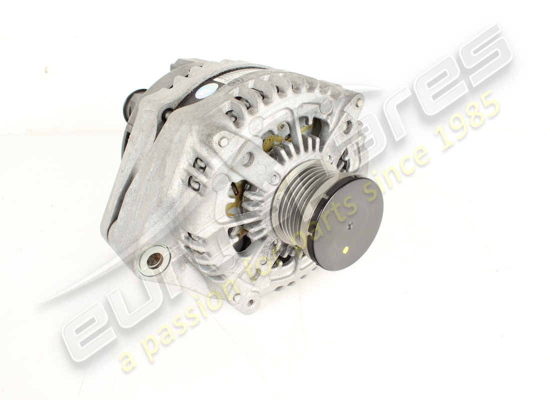 used ferrari alternatore denso sc7. part number 829167 (1)