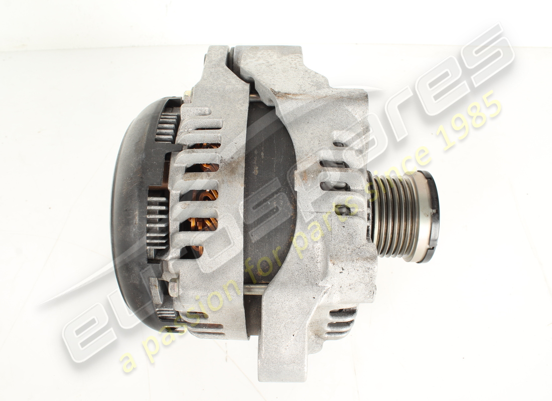 used ferrari alternatore denso sc7. part number 829167 (3)
