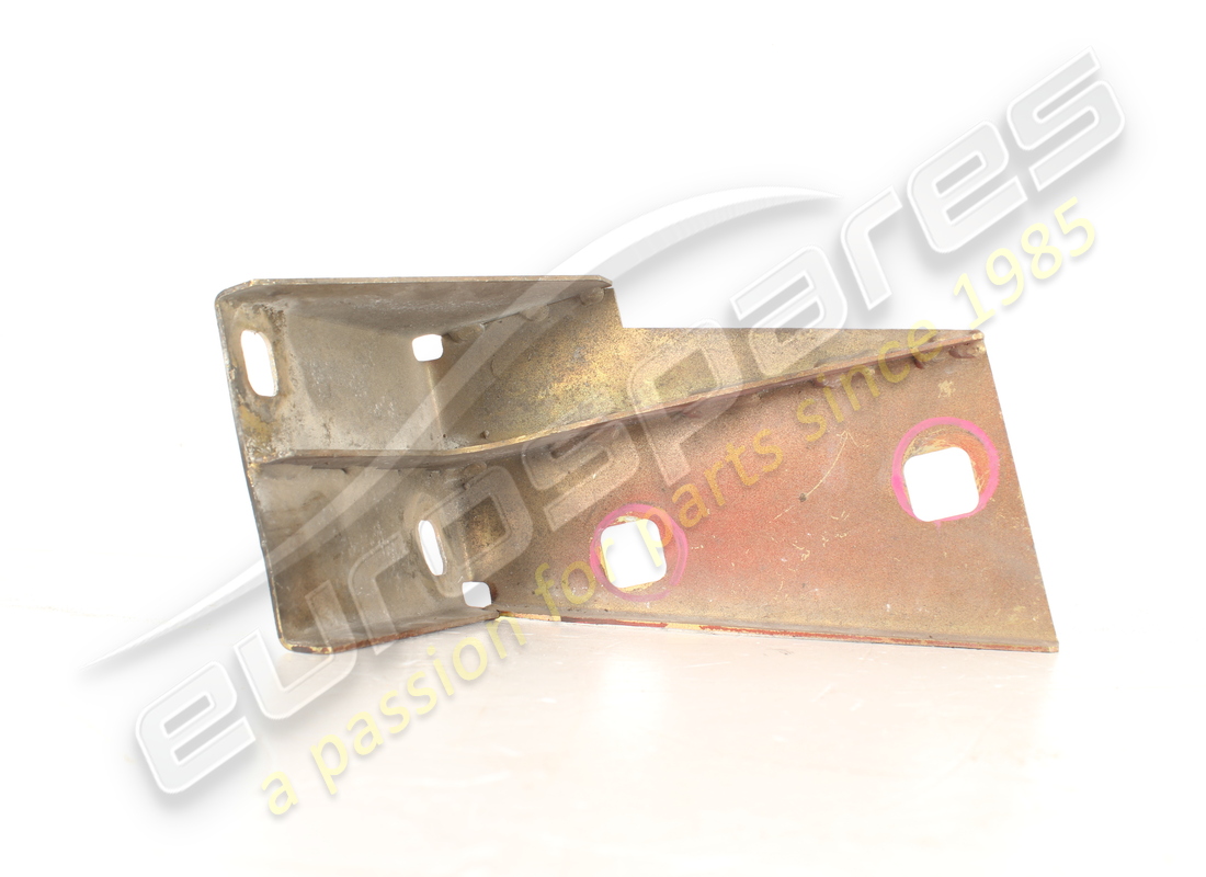 USED FERRARI RH INNER BRACKET. PART NUMBER 66171700 (2) used ferrari rh inner bracket. part number 66171700 (2)