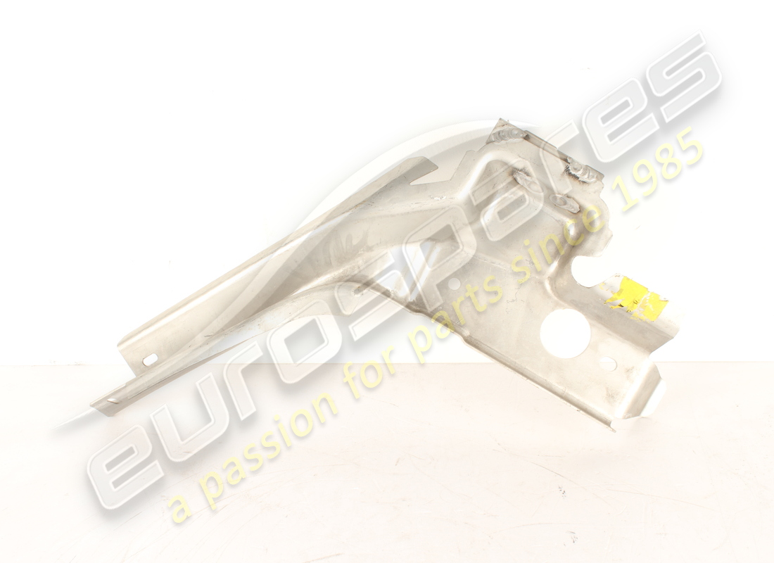 new ferrari rh lower pillar frame. part number 65793100 (2)