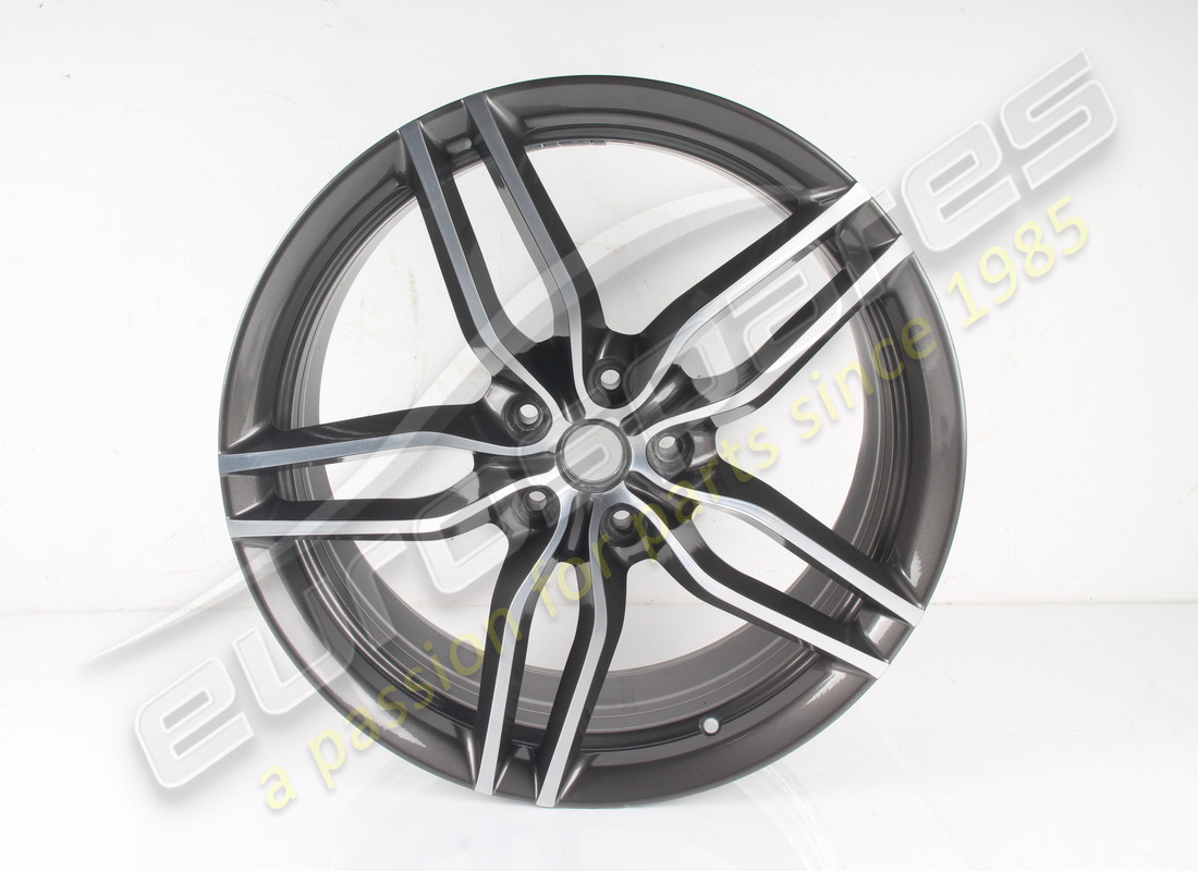 USED Ferrari FRONT RIM . PART NUMBER 275585 (1)