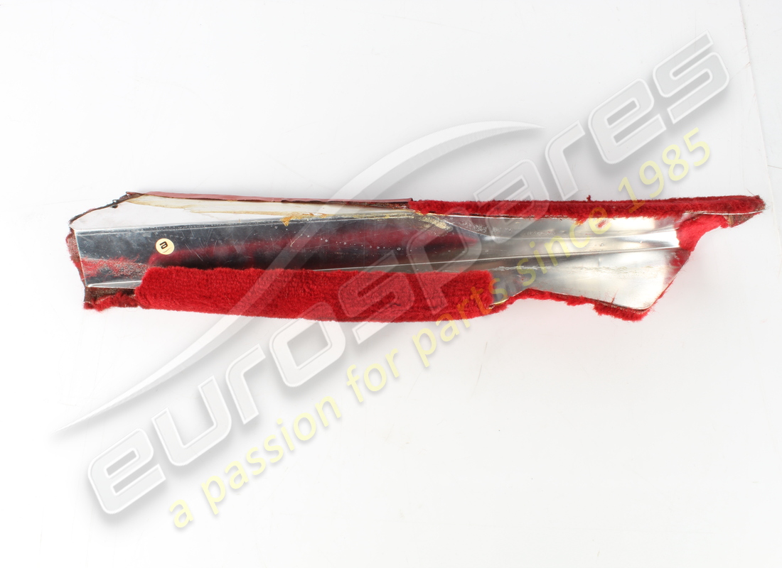 USED FERRARI RH MOULDING GTS. PART NUMBER 60787500 (4) used ferrari rh moulding gts. part number 60787500 (4)