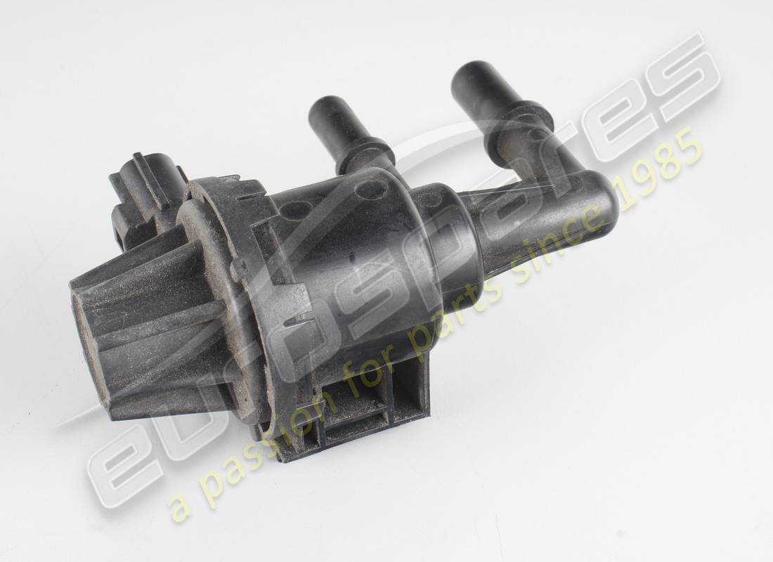 used aston martin valve assembly, fuel/ vapour control. part number 6g430310032 (2)