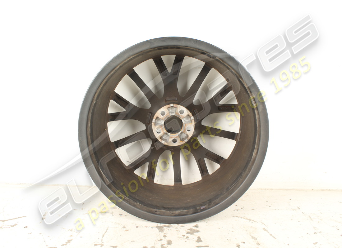 USED MASERATI REAR WHEEL. PART NUMBER 980182008 (3) used maserati rear wheel. part number 980182008 (3)