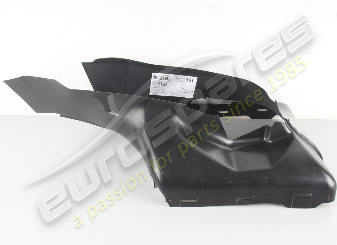NEW PORSCHE AIR DUCT RIGHT SIDE (PR:009,250, -153) BLACK. PART NUMBER 981575322021E0 (5) new porsche air duct right side (pr:009,250, -153) black. part number 981575322021e0 (5)