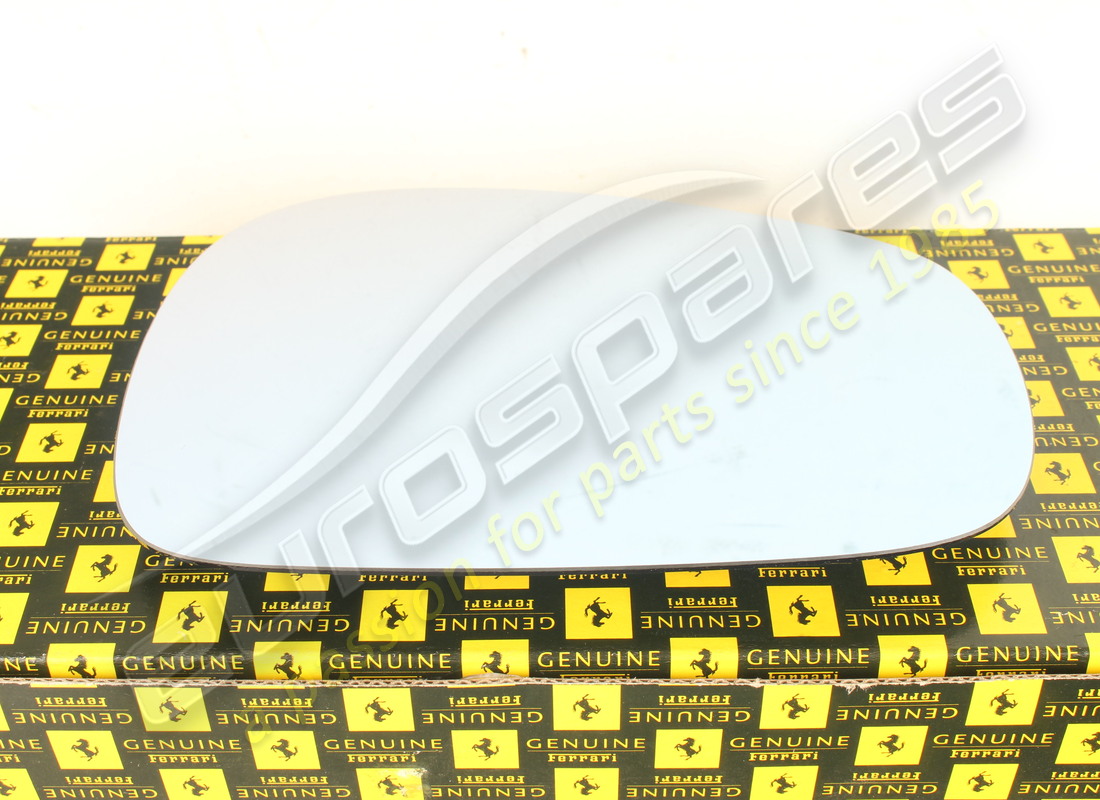 new ferrari rh curved window. part number 83914600 (3)
