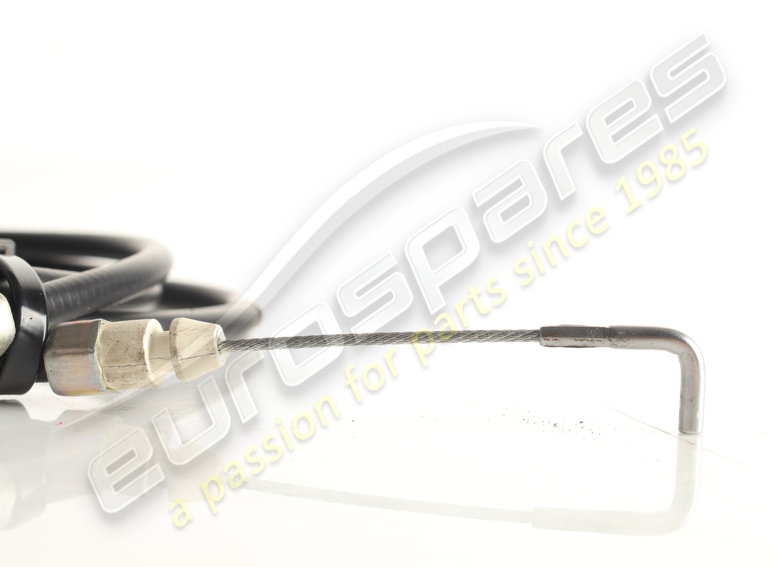 USED FERRARI VERTICAL LOCK BOWDEN CABLE. PART NUMBER 82085300 (2) used ferrari vertical lock bowden cable. part number 82085300 (2)