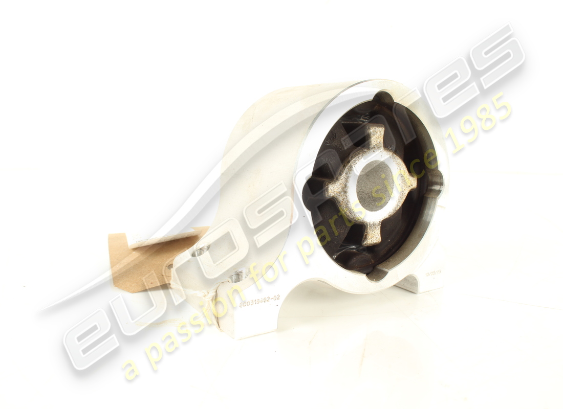 USED Ferrari COMPLETE LH BUSHING MOUNT . PART NUMBER 319482 (1)