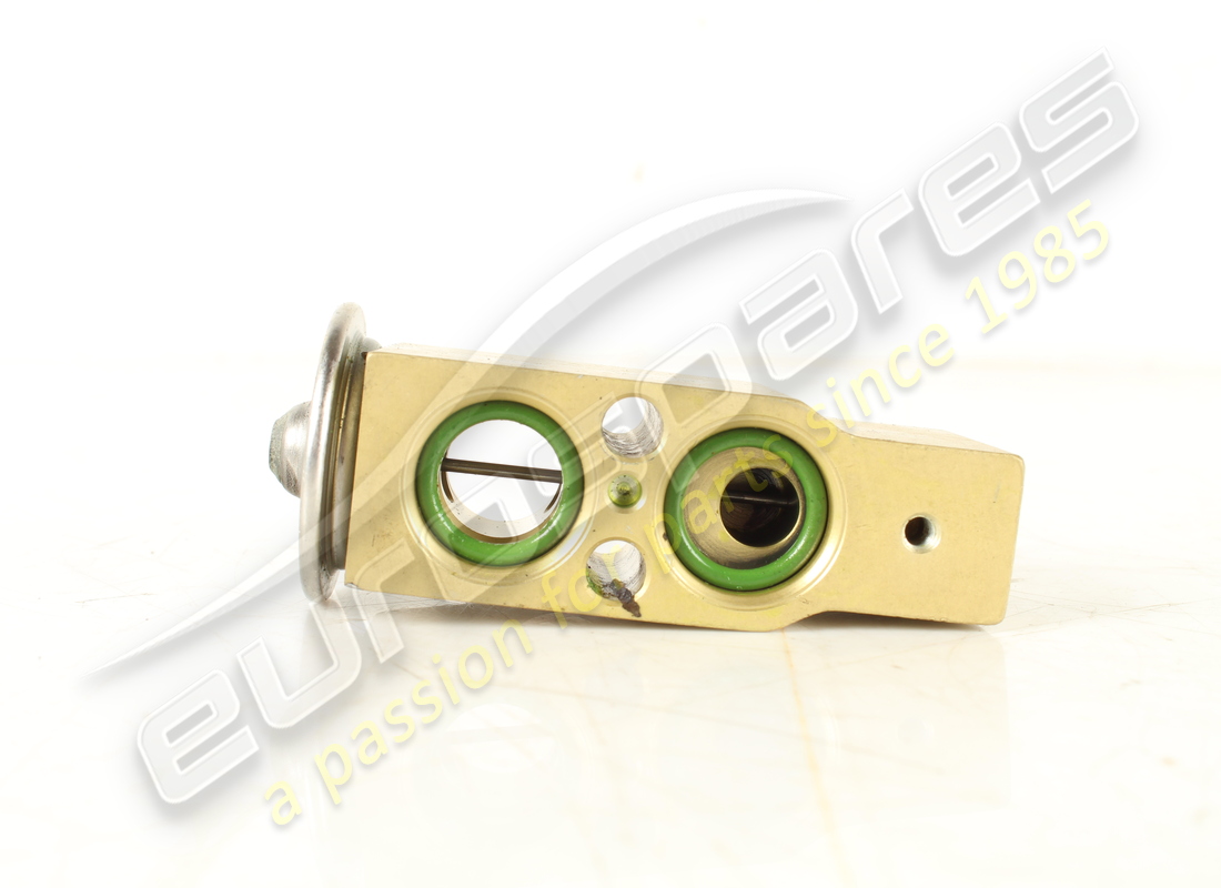 used maserati expansion valve = 337-338 51. part number 375530166 (3)