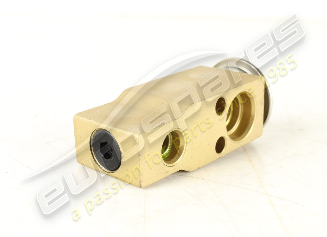 used maserati expansion valve = 337-338 51. part number 375530166 (4)
