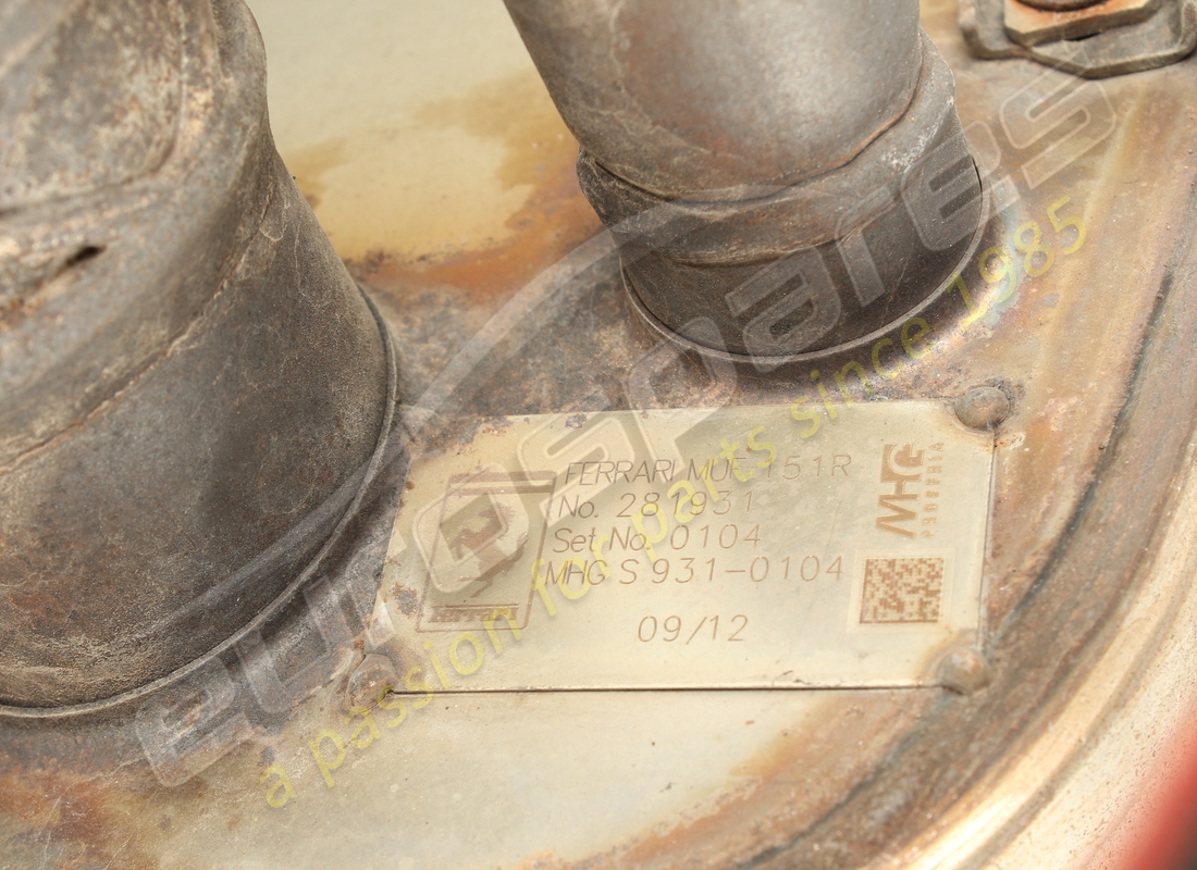 used ferrari rear rh silencer. part number 281931 (2)