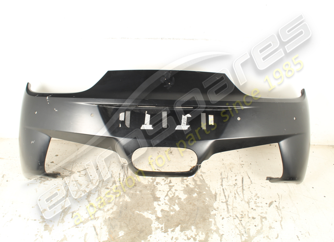 USED Ferrari COMPLETE REAR BUMPER (VALID FOR PARKING SENSORS) . PART NUMBER 83104910 (1)