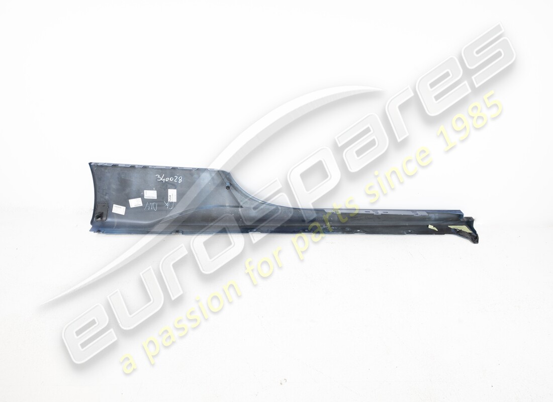 new (other) ferrari rivest. sottoporta sx. semil. part number 985743865 (2)