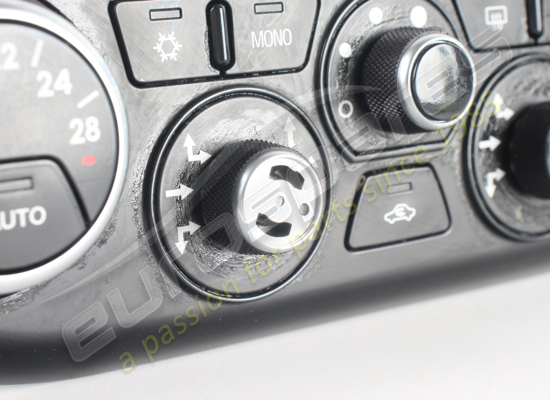 new (other) ferrari air conditioning control panel. part number 83830500 (5)