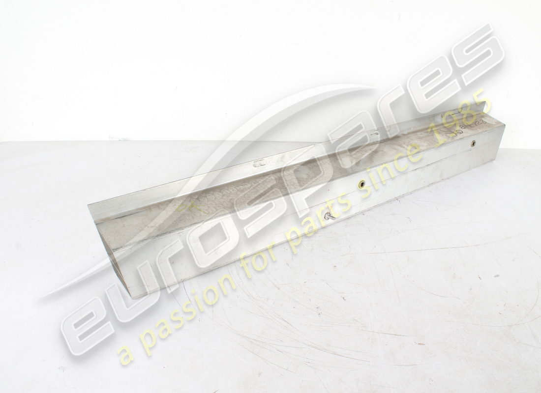 NEW FERRARI CASTING LINK CROSS MEMBER. PART NUMBER 985221718 (2) new ferrari casting link cross member. part number 985221718 (2)