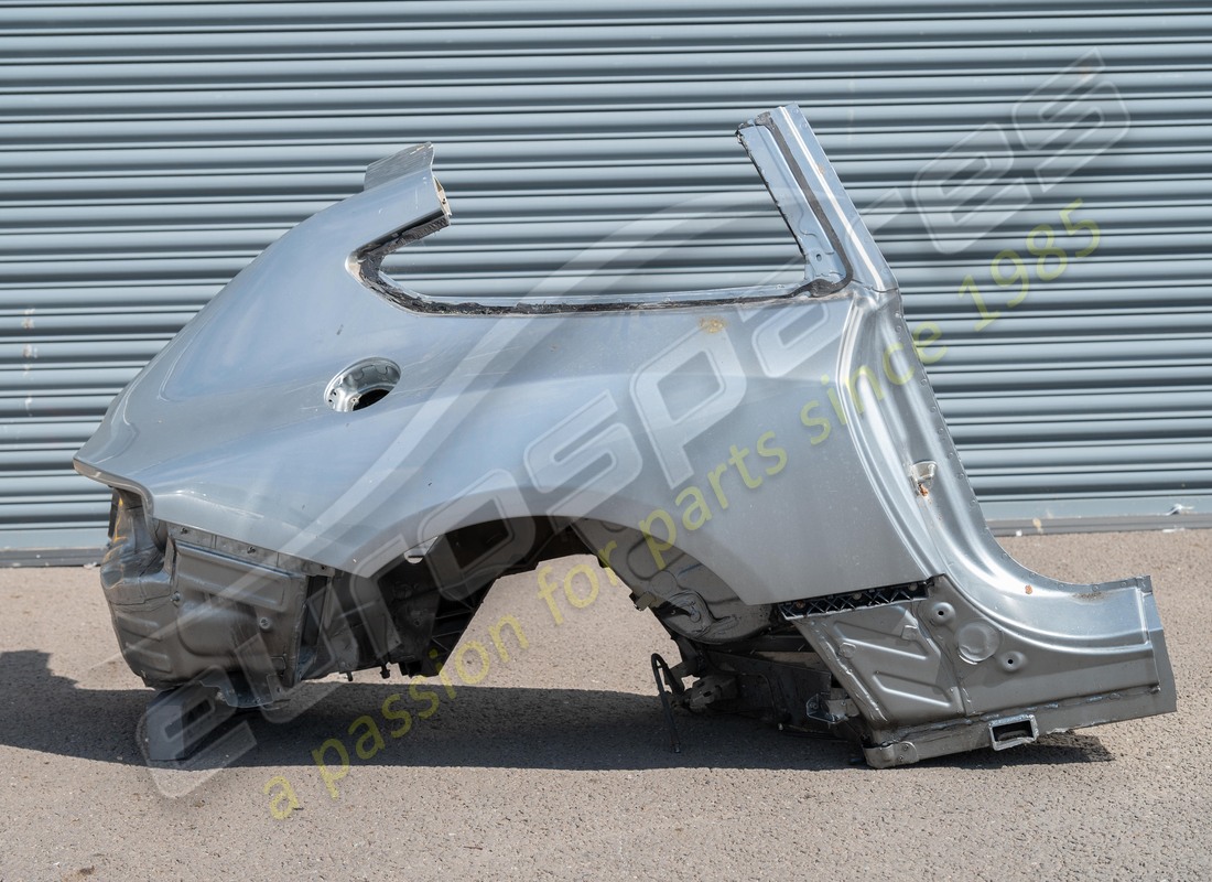 used ferrari complete rear rh flank part number 83275611