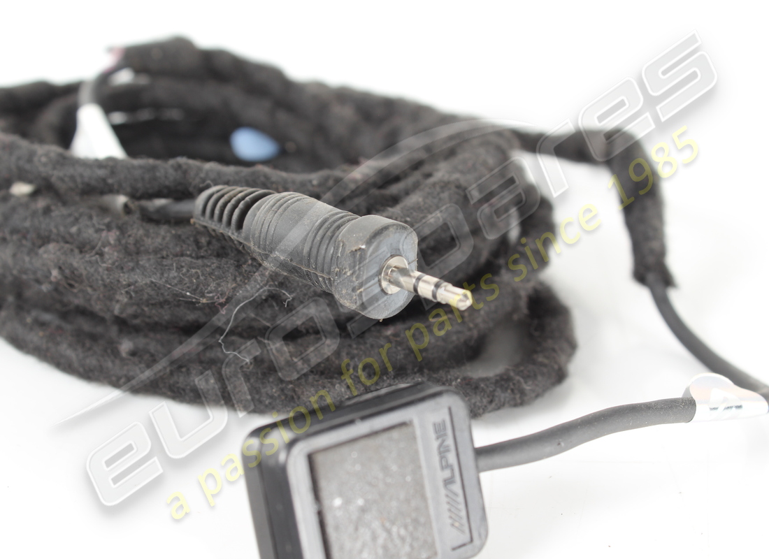 USED FERRARI IR/TV CABLE -VERSION WITH TV. PART NUMBER 269874 (2) used ferrari ir/tv cable -version with tv. part number 269874 (2)